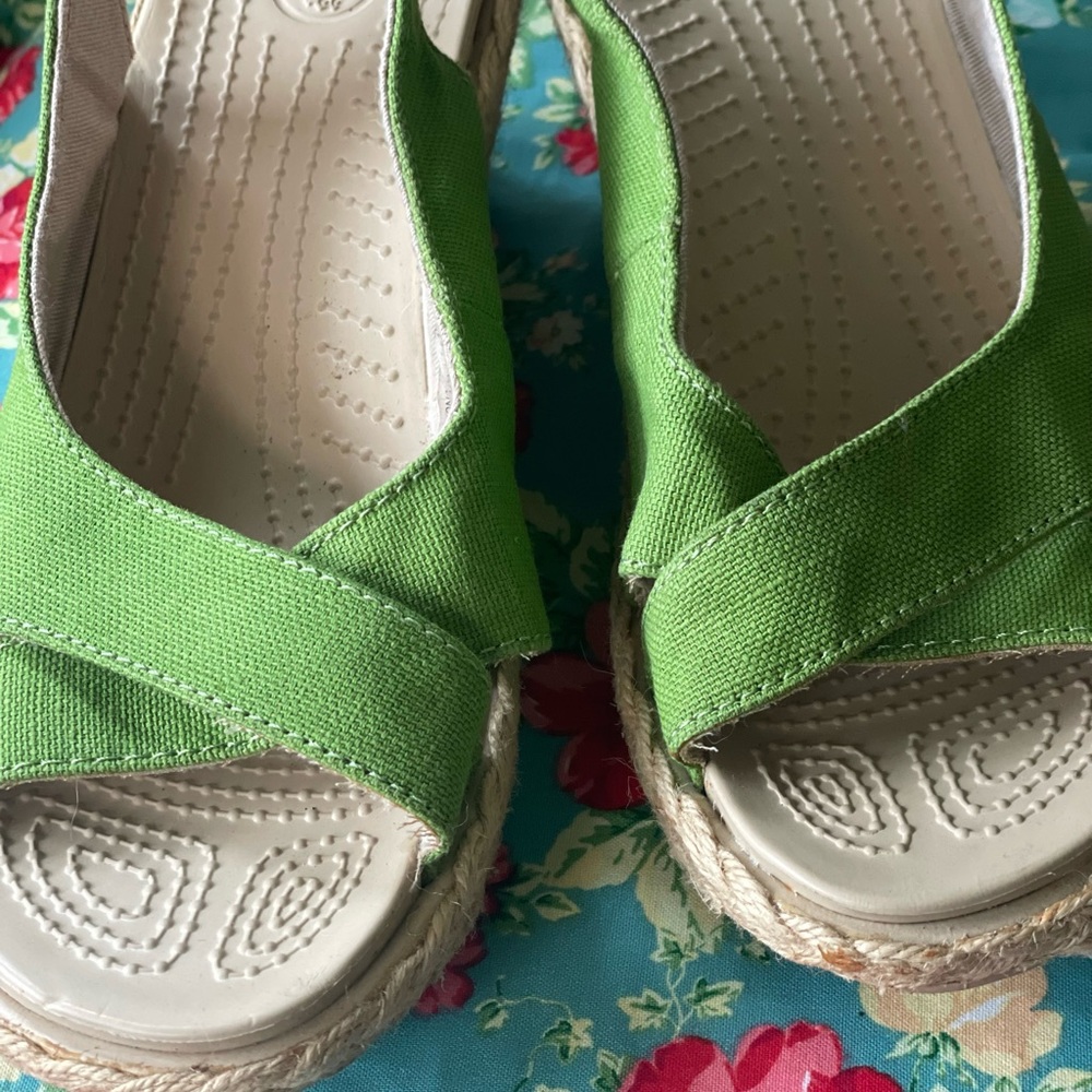 Crocs Wedges, lime green, super comfortable wedge heel side clasp adjustable